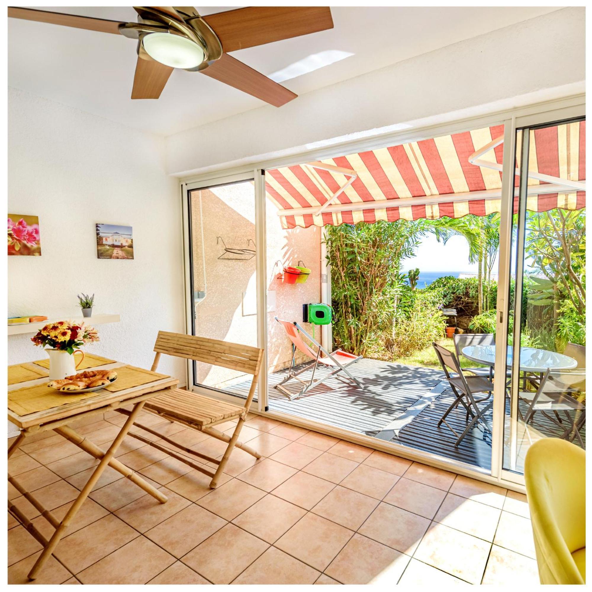 Le Jardin Des Tuit Tuit * Vue Mer * Cozy Saint-Leu Exterior photo